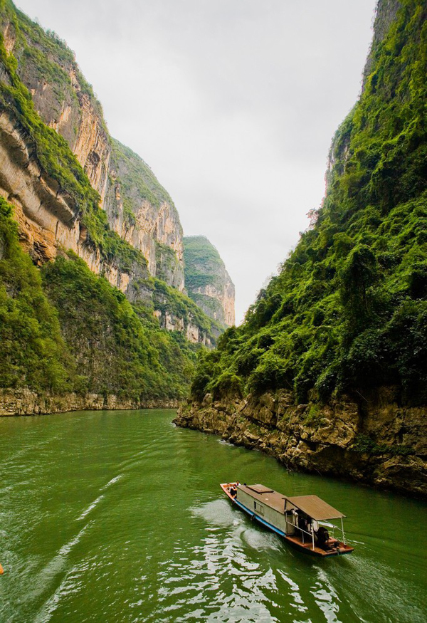 Lesser Three Gorges Of China